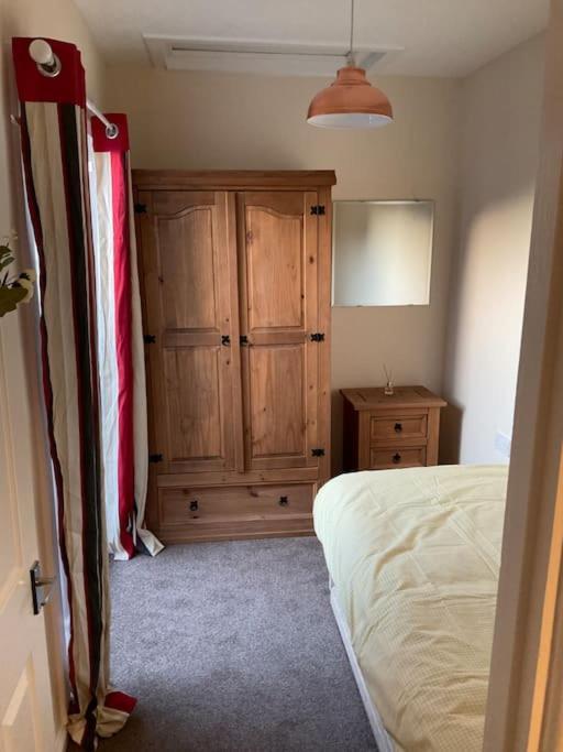 Comfy And Welcoming 2 Bedroom Annex.