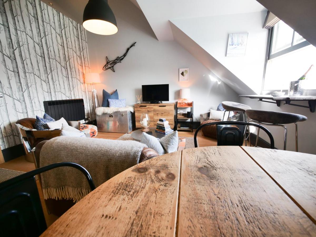 Apartment Escapes - Pajar Luxury Penthouse Padstow