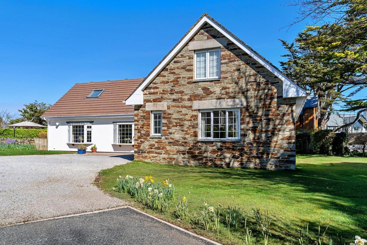 Finest Retreats - Sunny Nook Holiday home Padstow