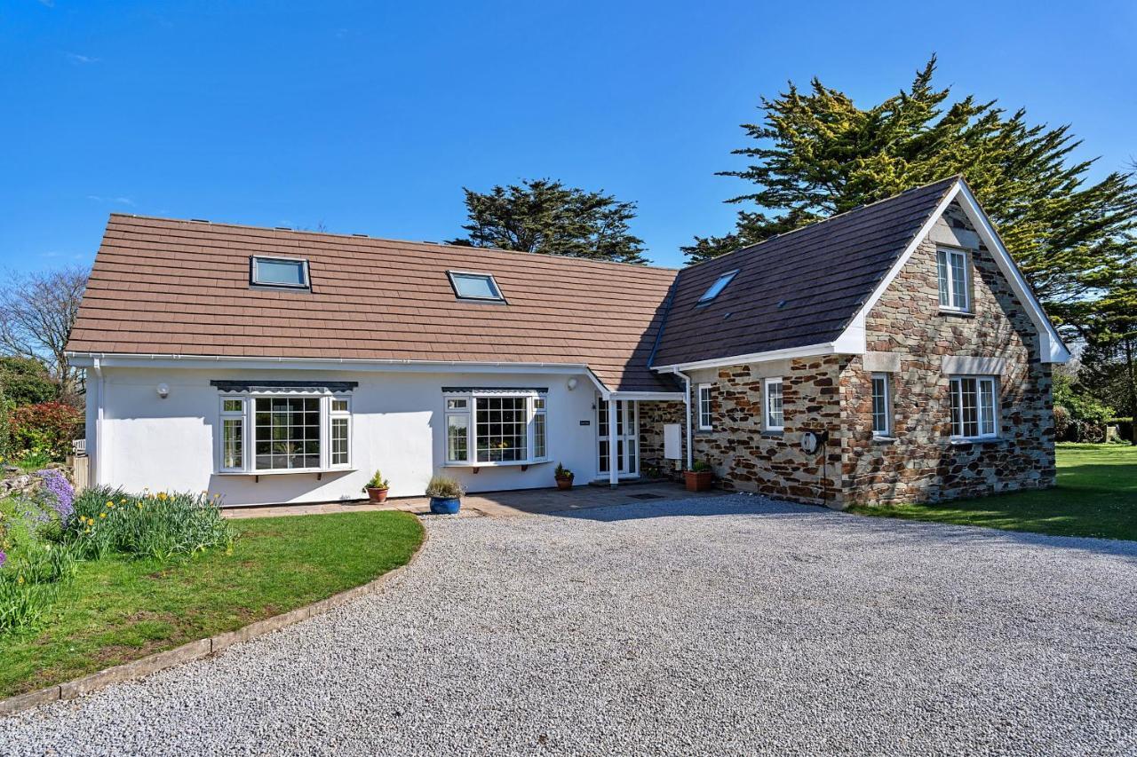 Finest Retreats - Sunny Nook Holiday home Padstow