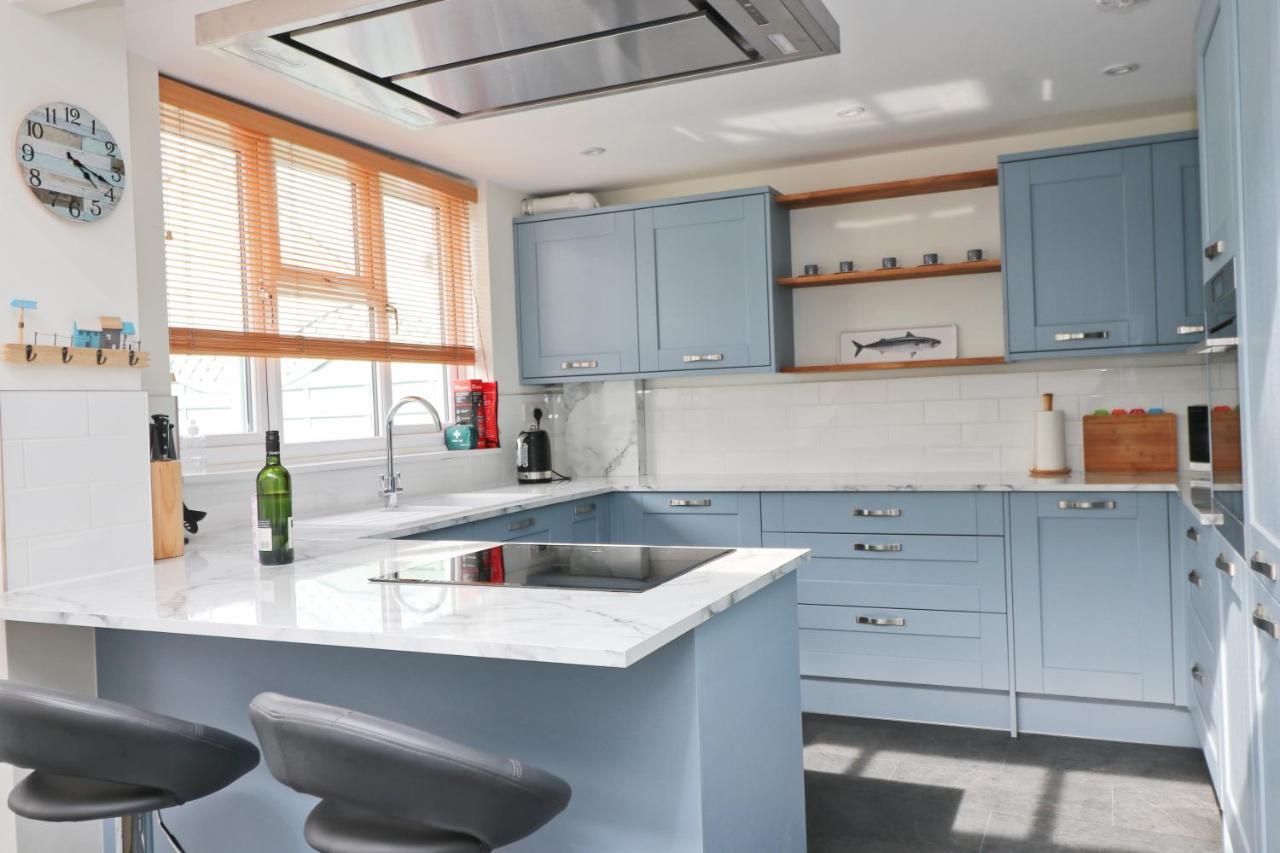 Townhouse, Close To Harbour Padstow