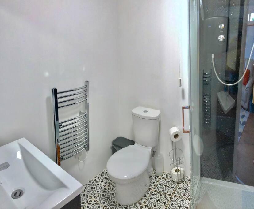 Trevone Bay Seaside For 4 - Close To And Holiday home