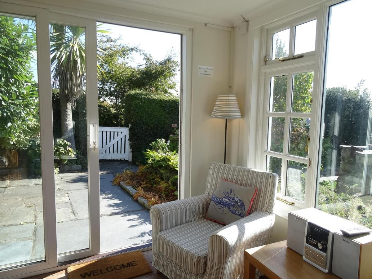 Mount Pleasant * Padstow
