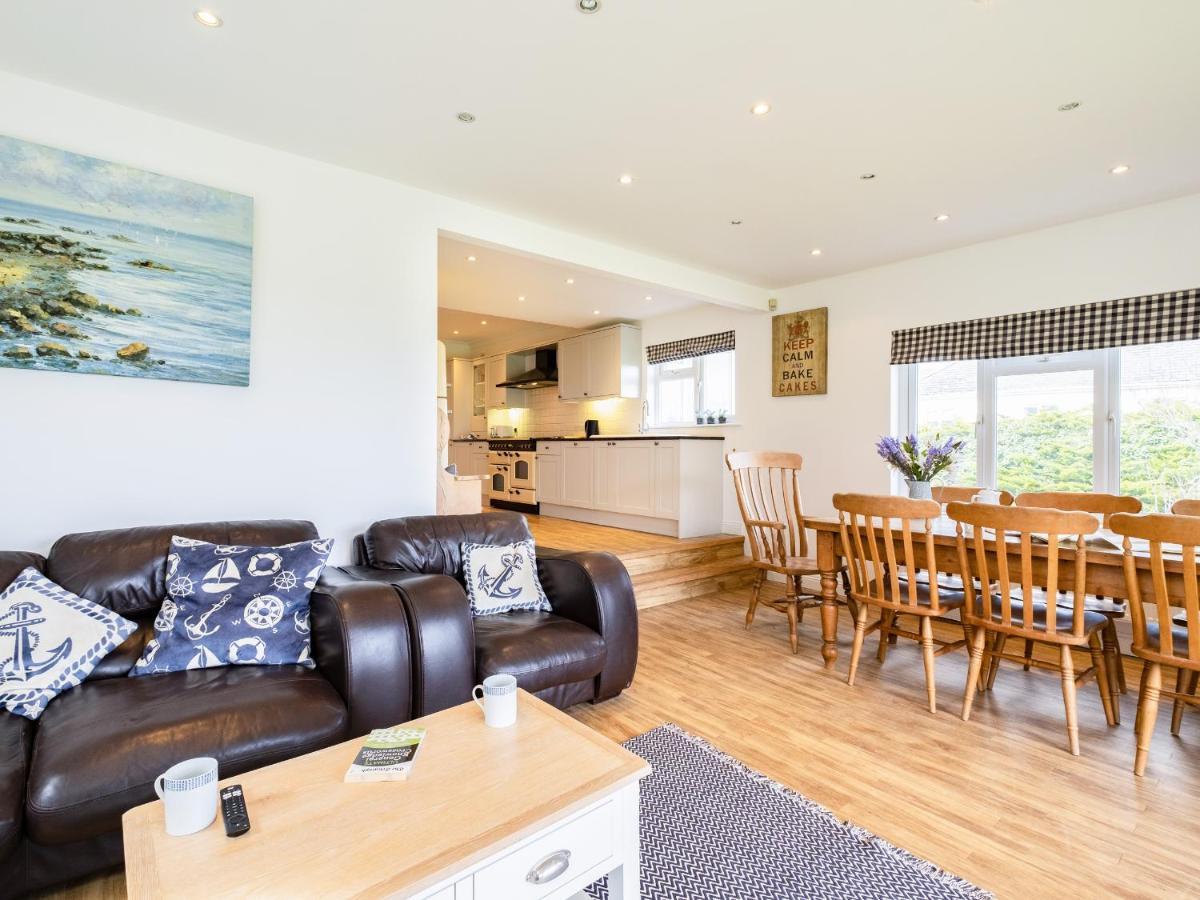 Holiday home Dolphin's Barn