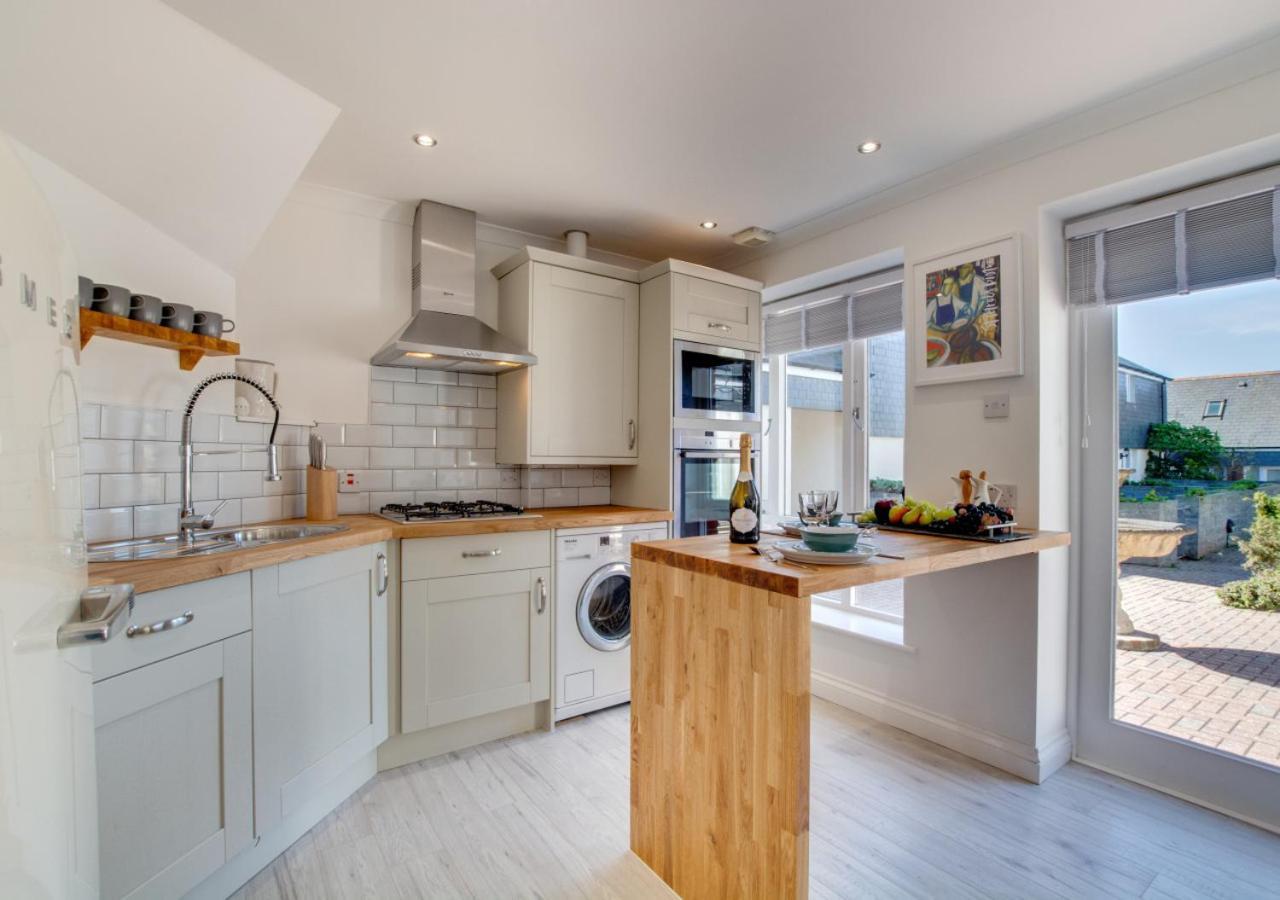 Holiday home Happy Days Padstow