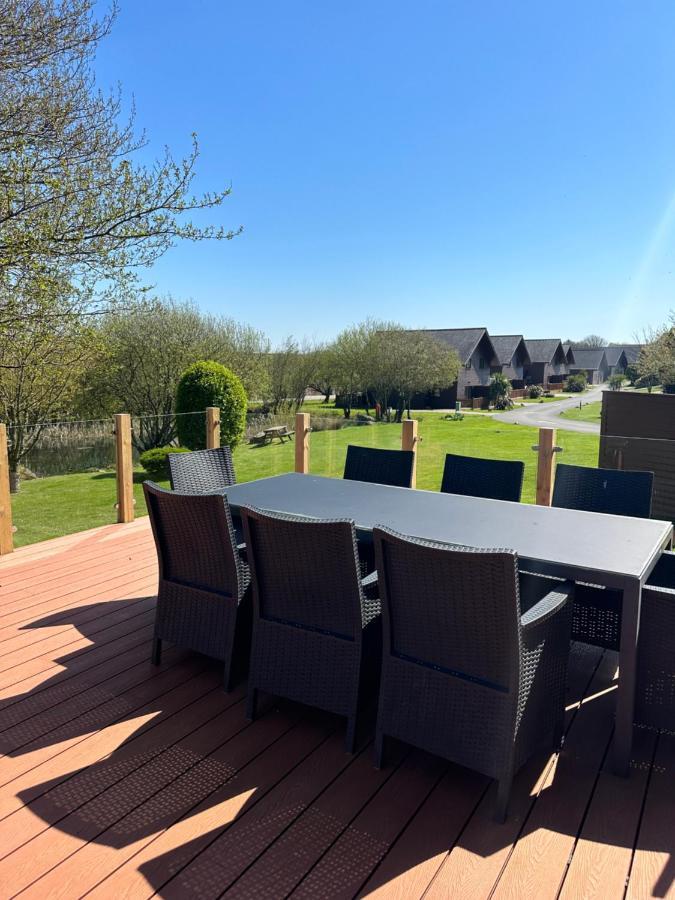 Puffin Hot Tub Lodge, 4 Bedrooms Resort, Pool,gym,bar Padstow
