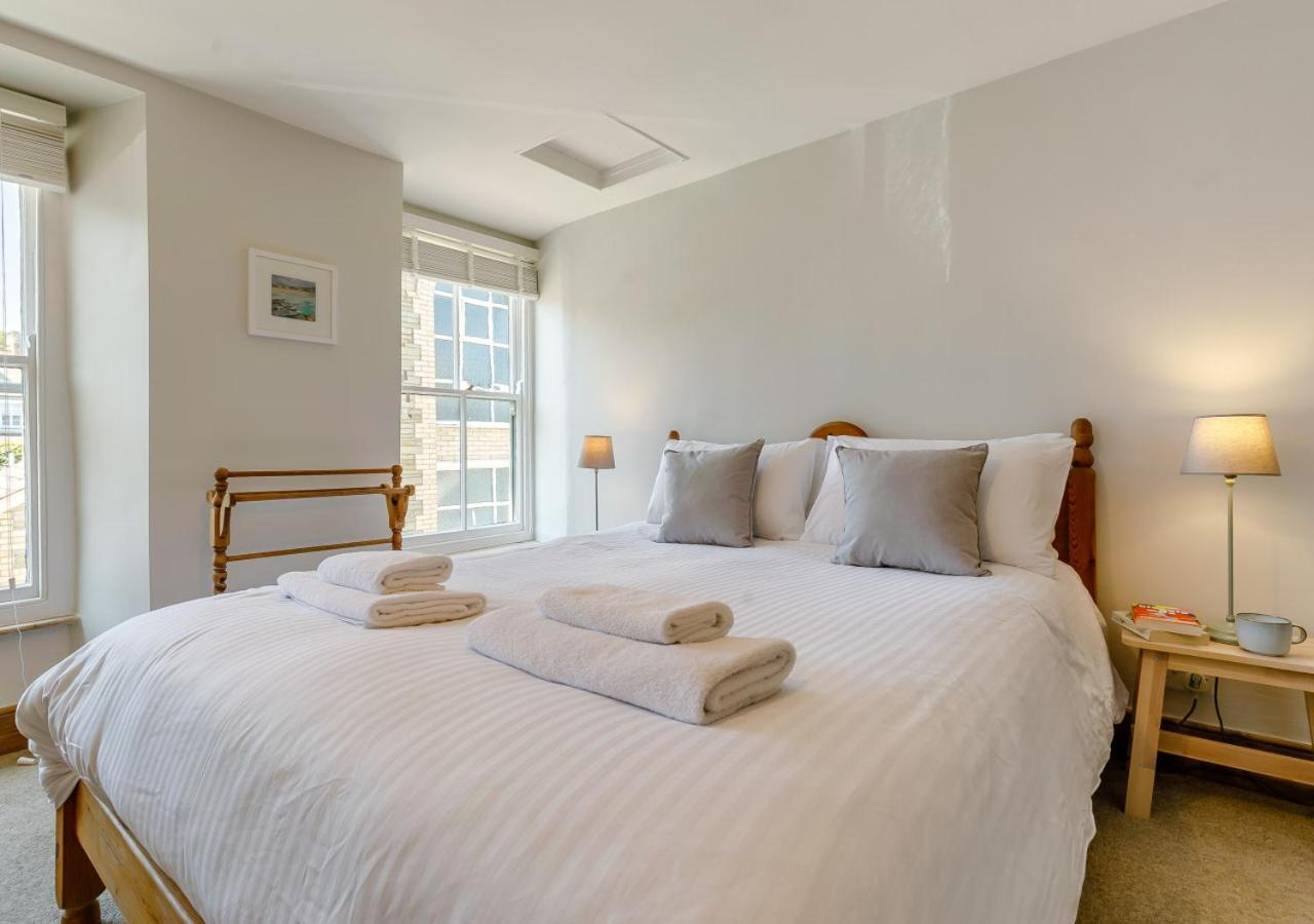 Alexandra House * Padstow