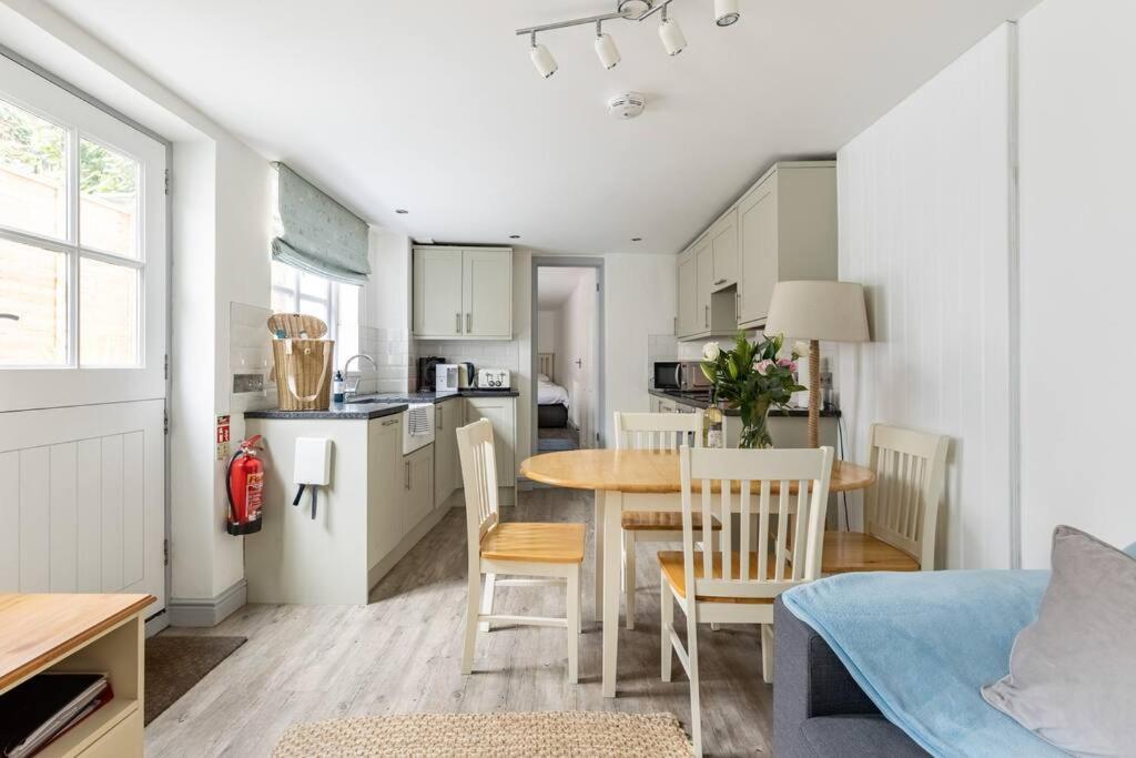 Holiday home Stunning Cosy In Old Town Sleeps 4