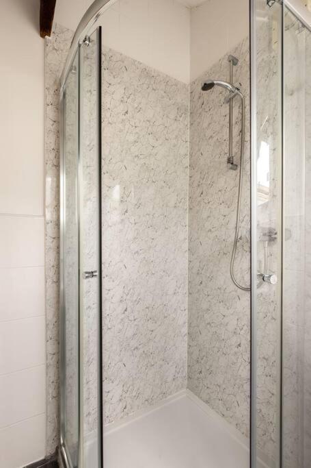 Duke House - Floor - 1 Bedroom With Hot Tub * Padstow
