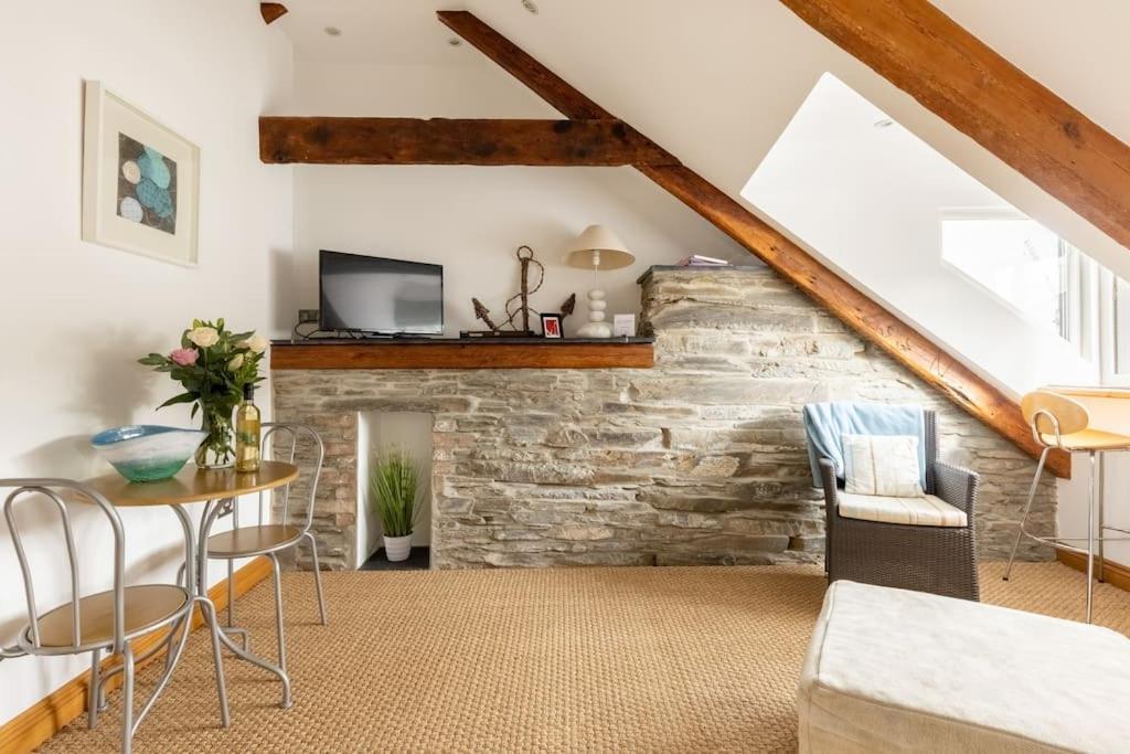 Duke House - Floor - 1 Bedroom With Hot Tub Padstow
