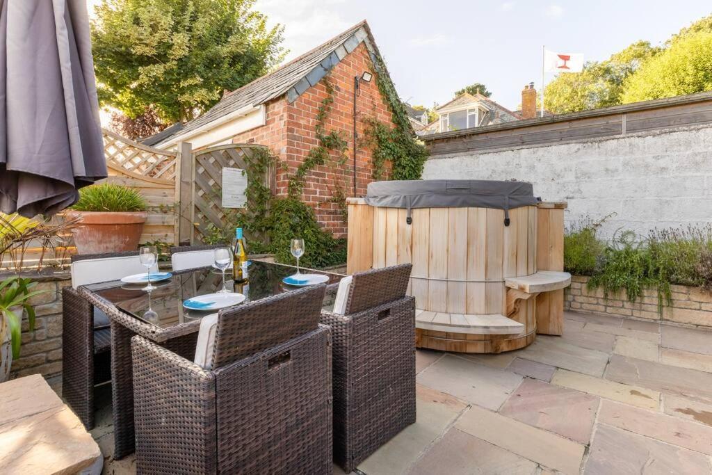 Duke House - Floor - 1 Bedroom With Hot Tub Padstow
