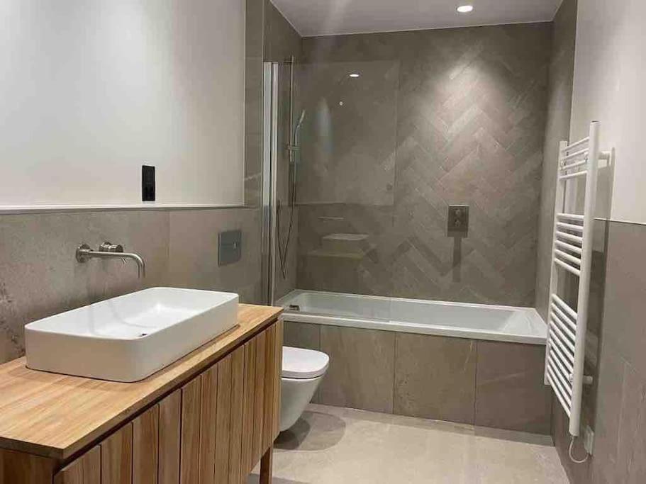 *new* Private House Holiday home