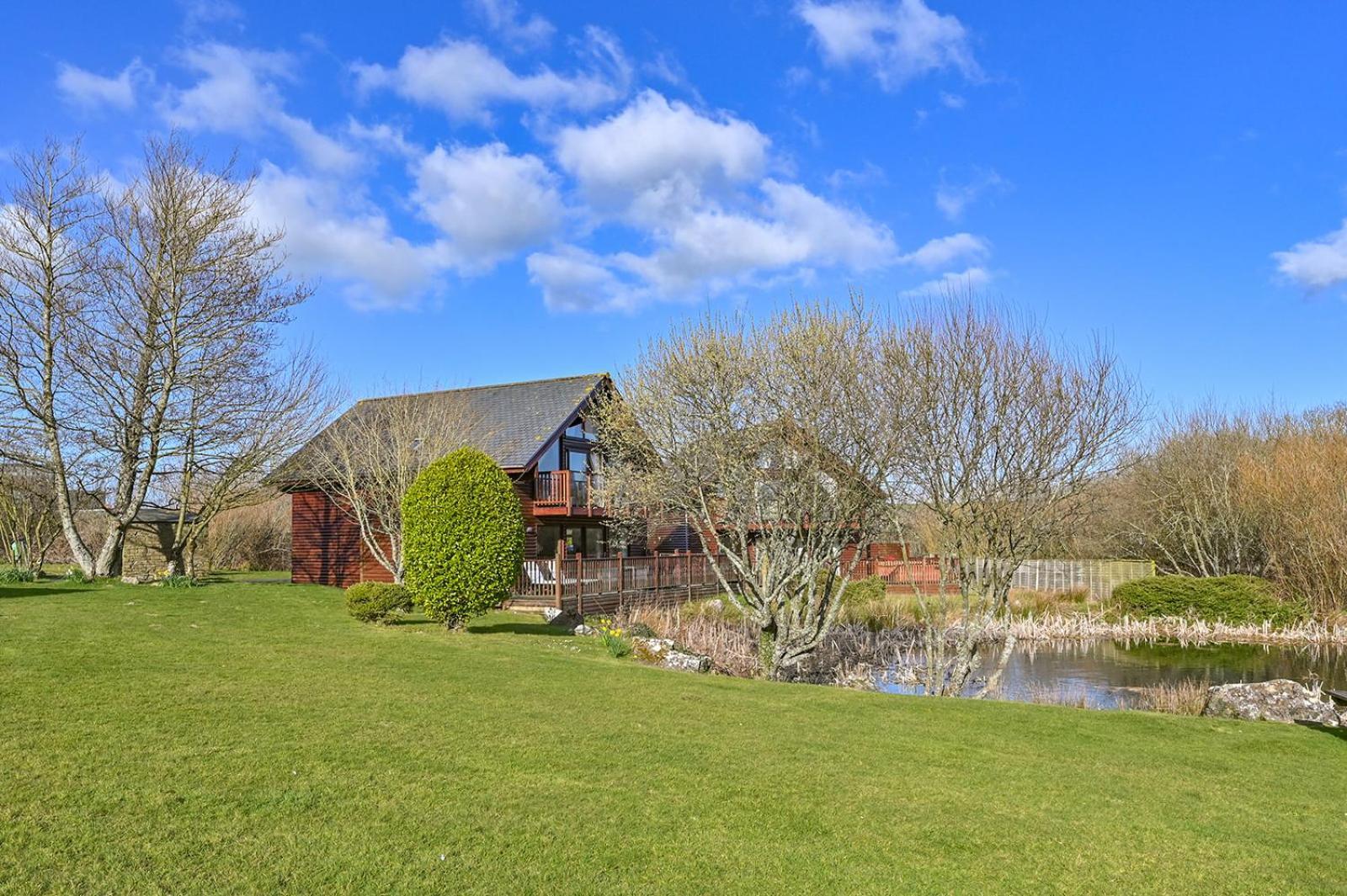 Swallow With Hot Tub, Dogs Welcome Sleeps 8, Great Facilities Resort Padstow