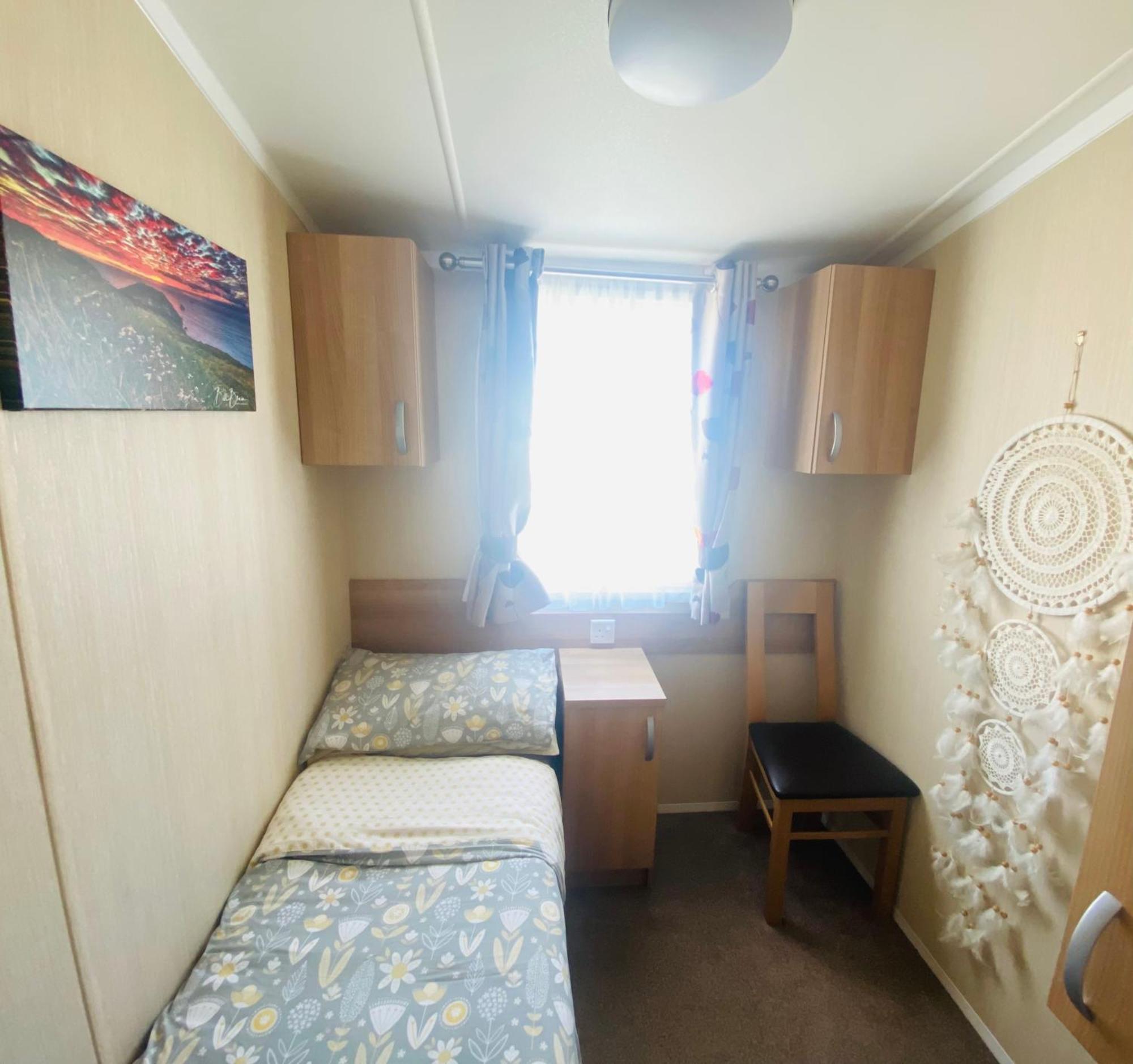 B47 Caravan Seven Bays Holiday park *