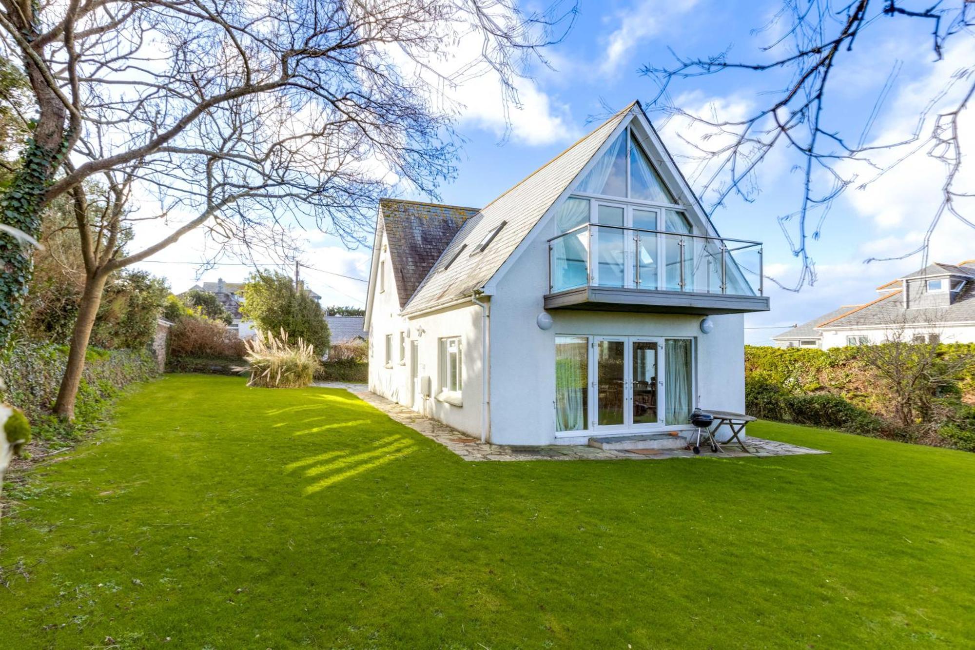 Holiday home Dolphin's Barn