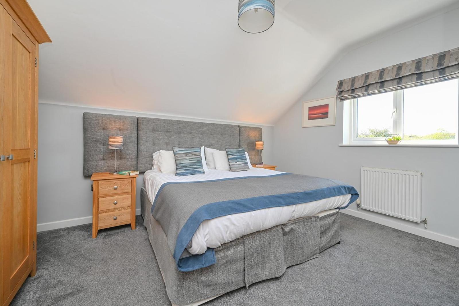 Lakeside House On Retallack With Hot Tub 110 Holiday home *