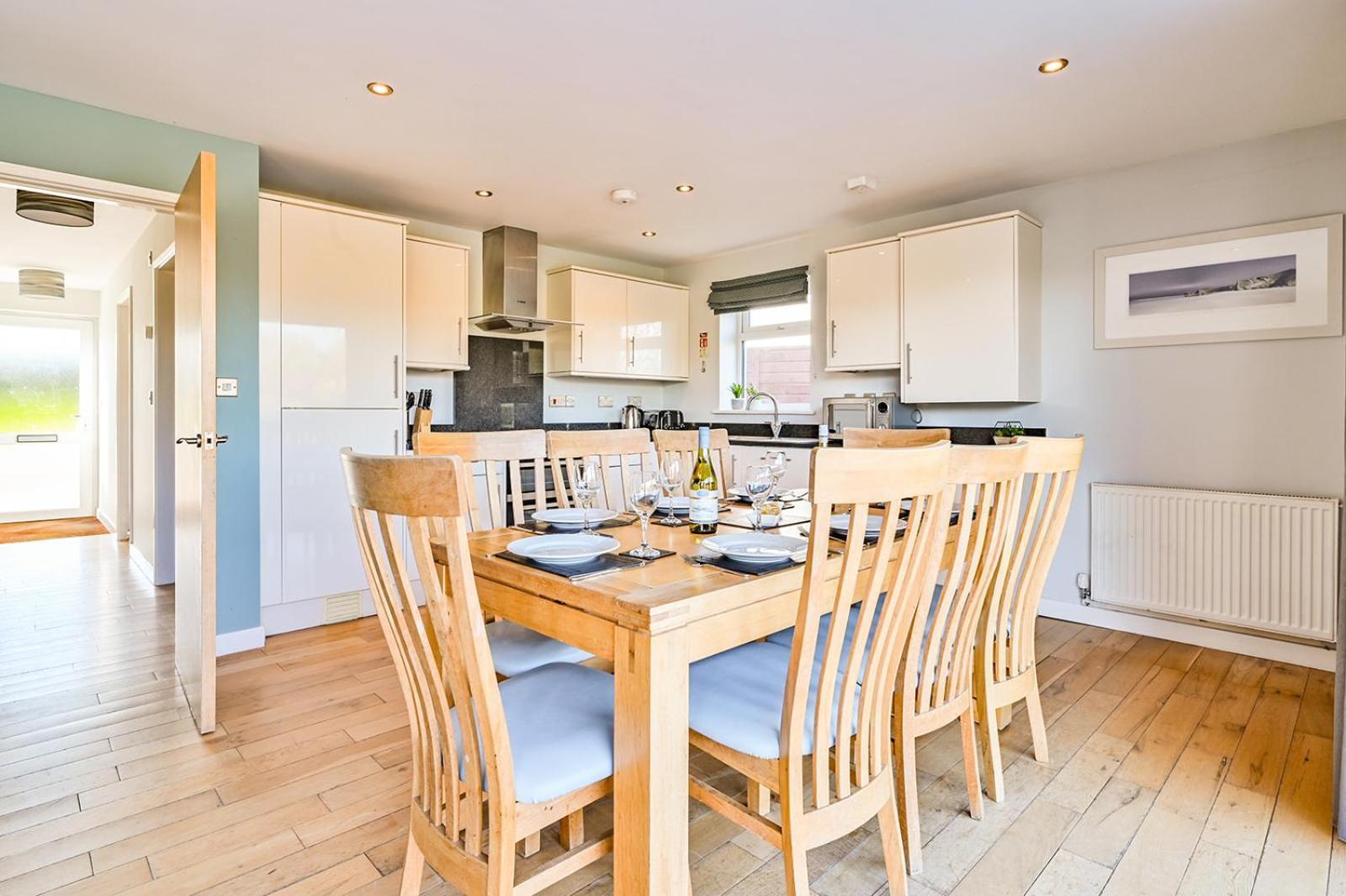 Lakeside House On Retallack With Hot Tub 110 Holiday home