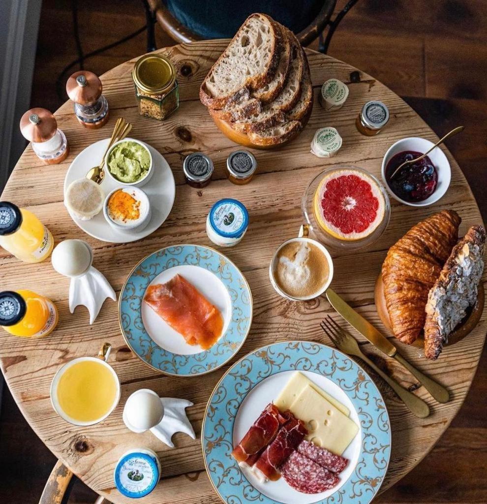Townhouse Bed & Breakfast