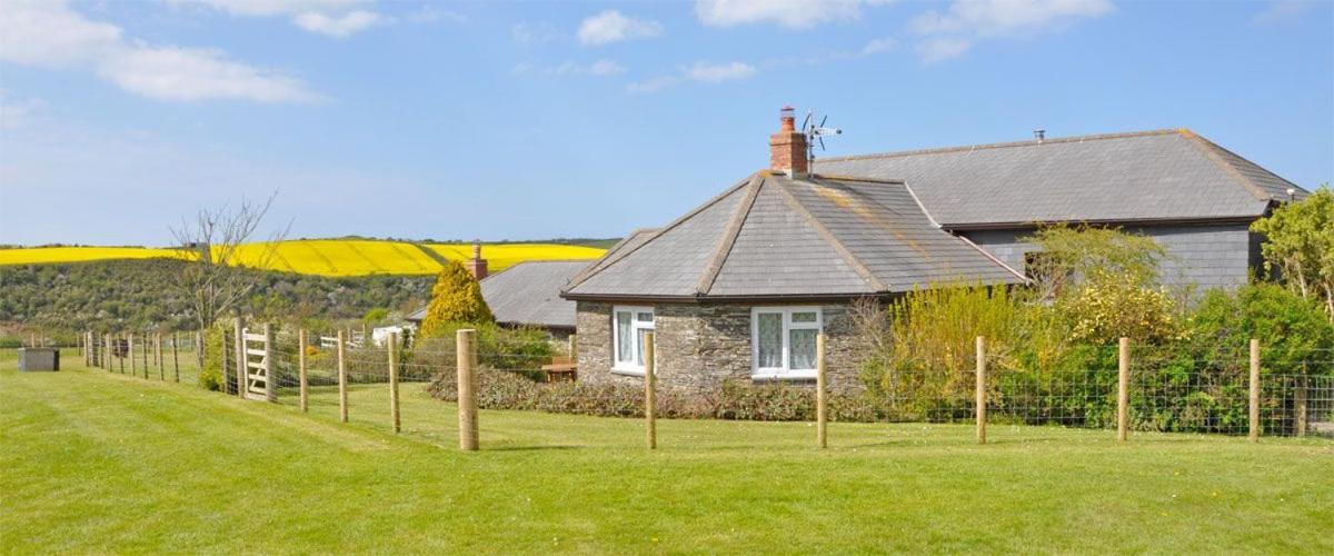 Old Round House With Hot Tub * Padstow
