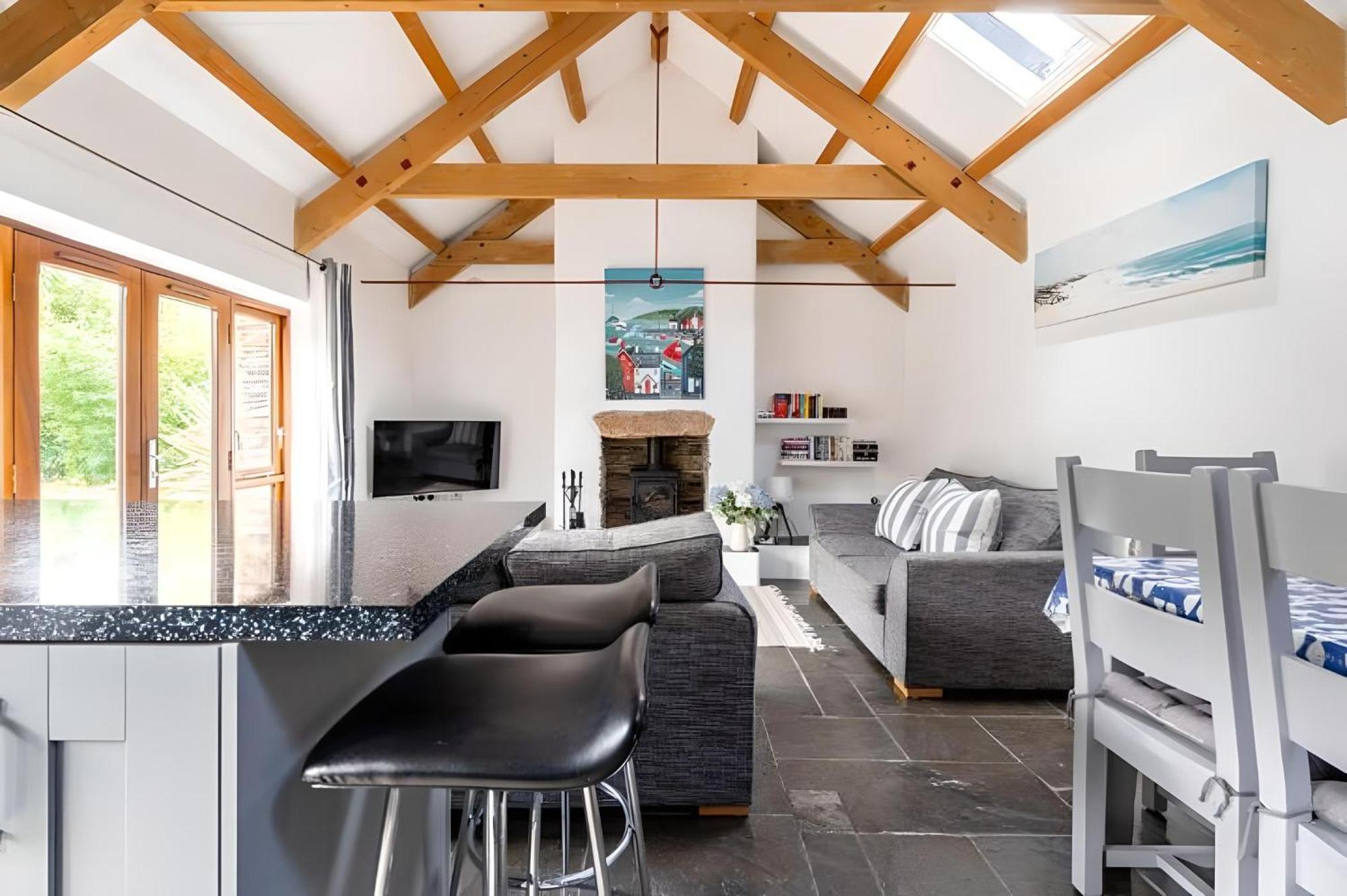 Re-imagined Stone Barns In The Country Near The Coast Farm stay *