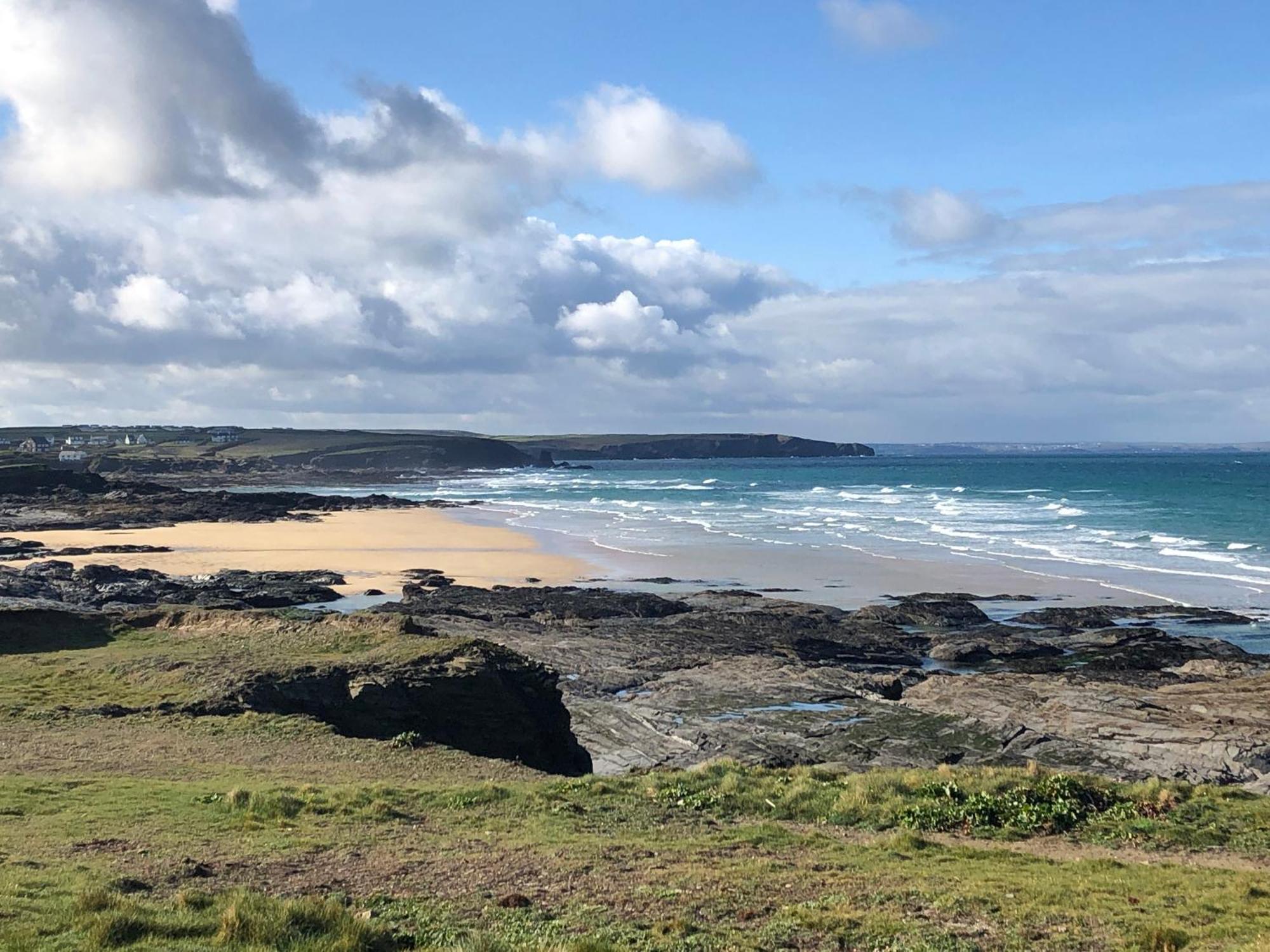 Fresh 4 Bed Coastal Nr