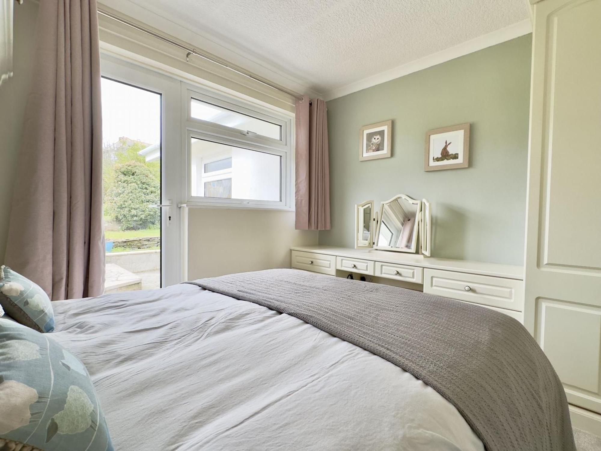 Holiday home Curlews, 36 Egerton Road *