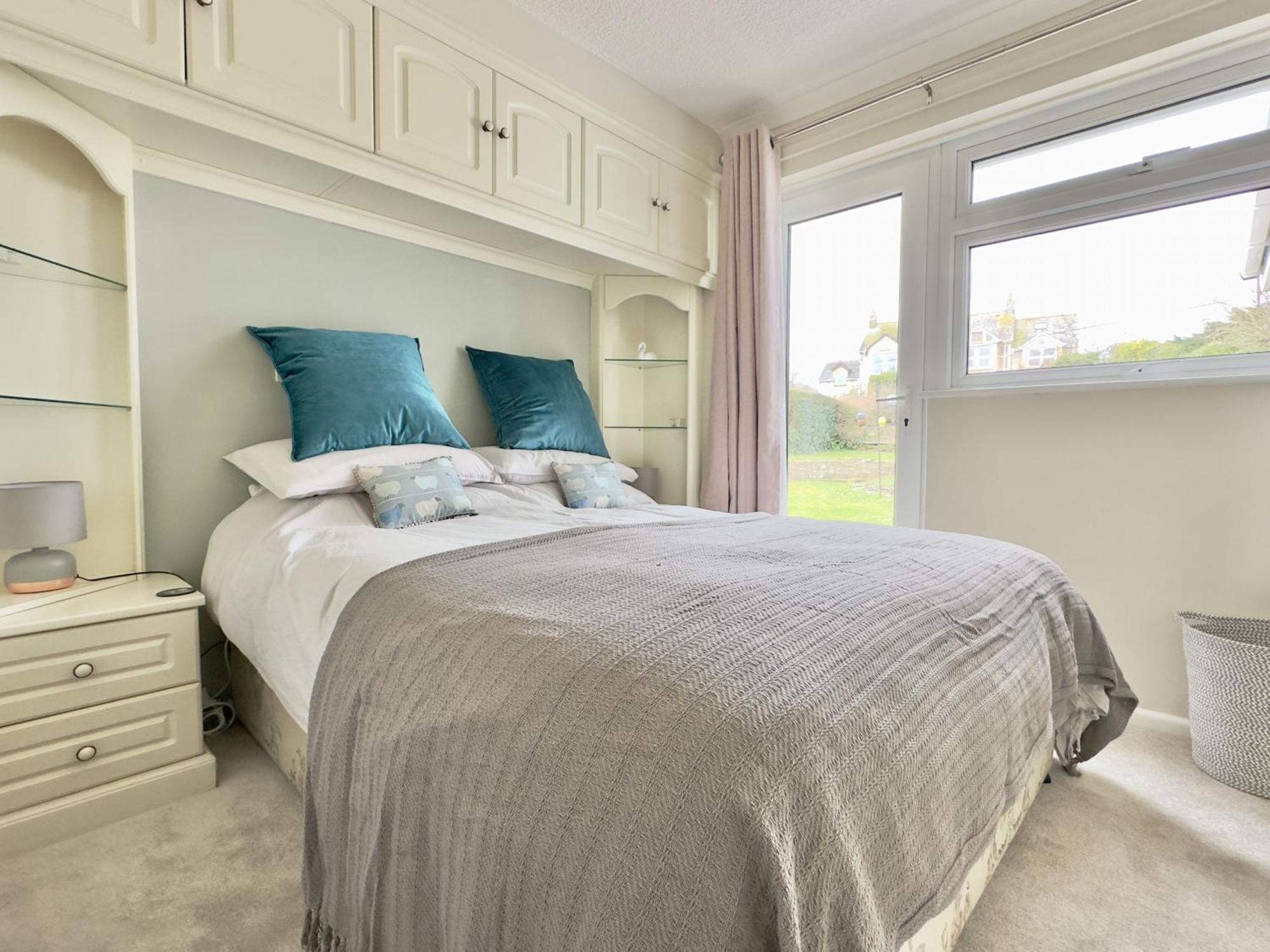 Holiday home Curlews, 36 Egerton Road *