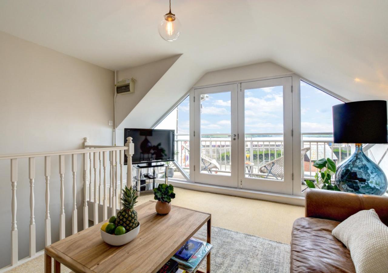 Upperdeck Holiday home *