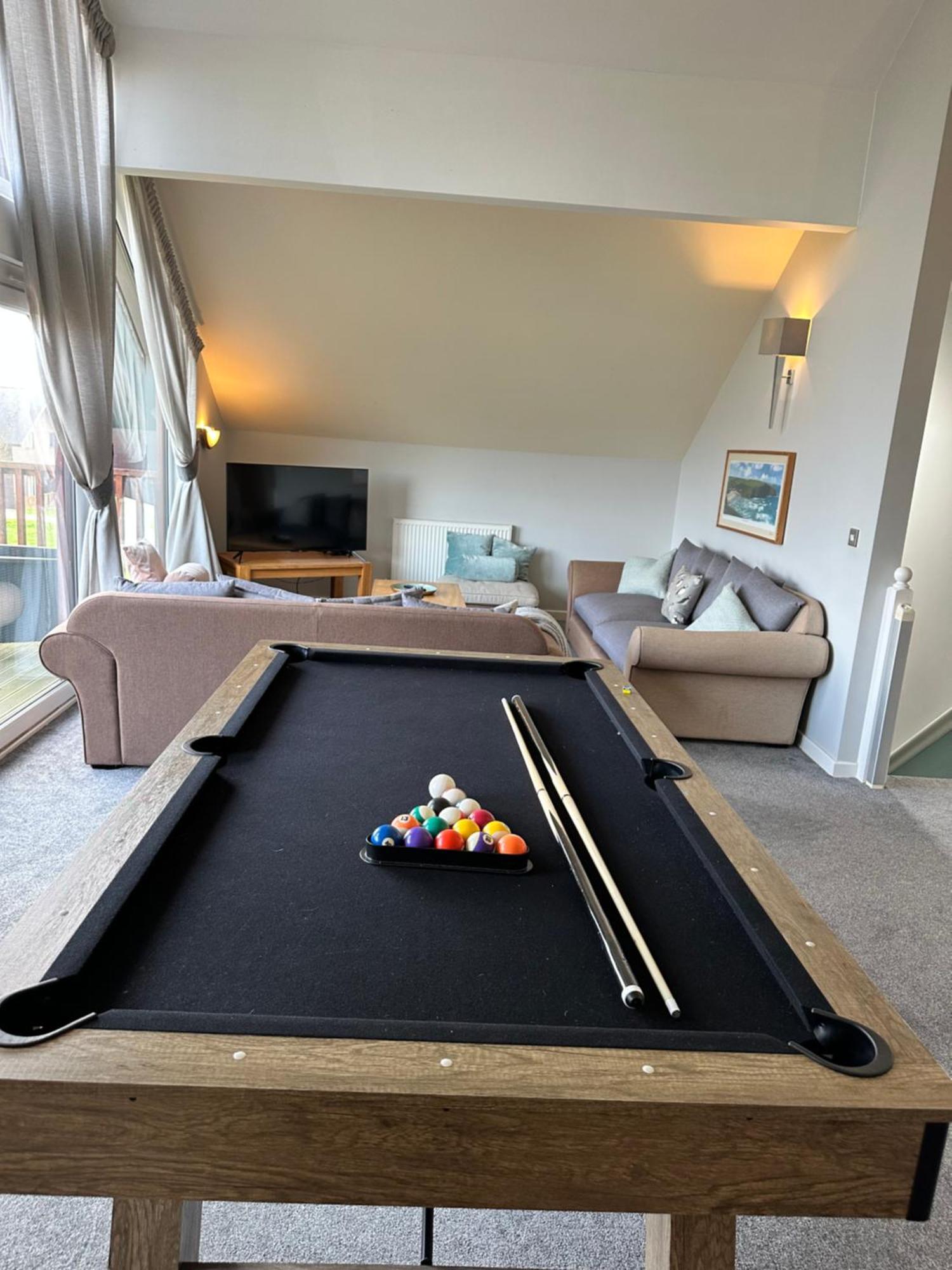Swallow With Hot Tub, Dogs Welcome Sleeps 8, Great Facilities Resort