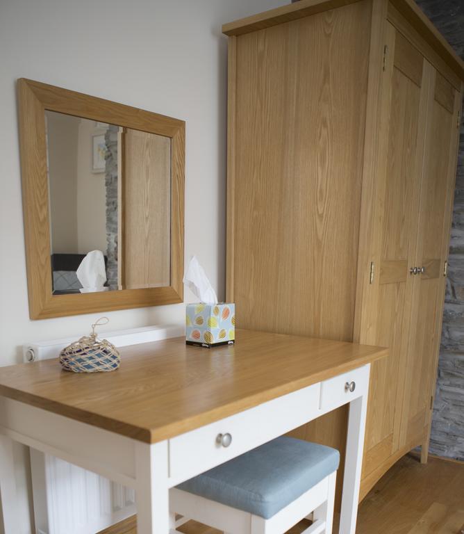 Apartment Breaks - Cottages & Padstow