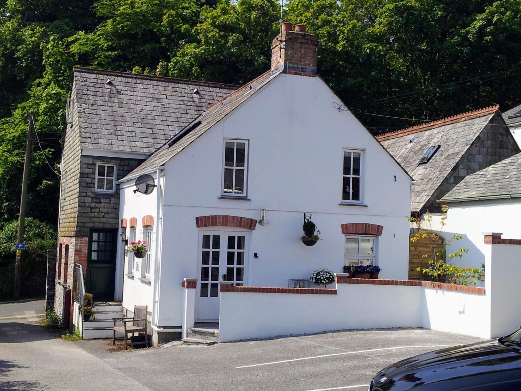 Inglenook With Parking * Padstow