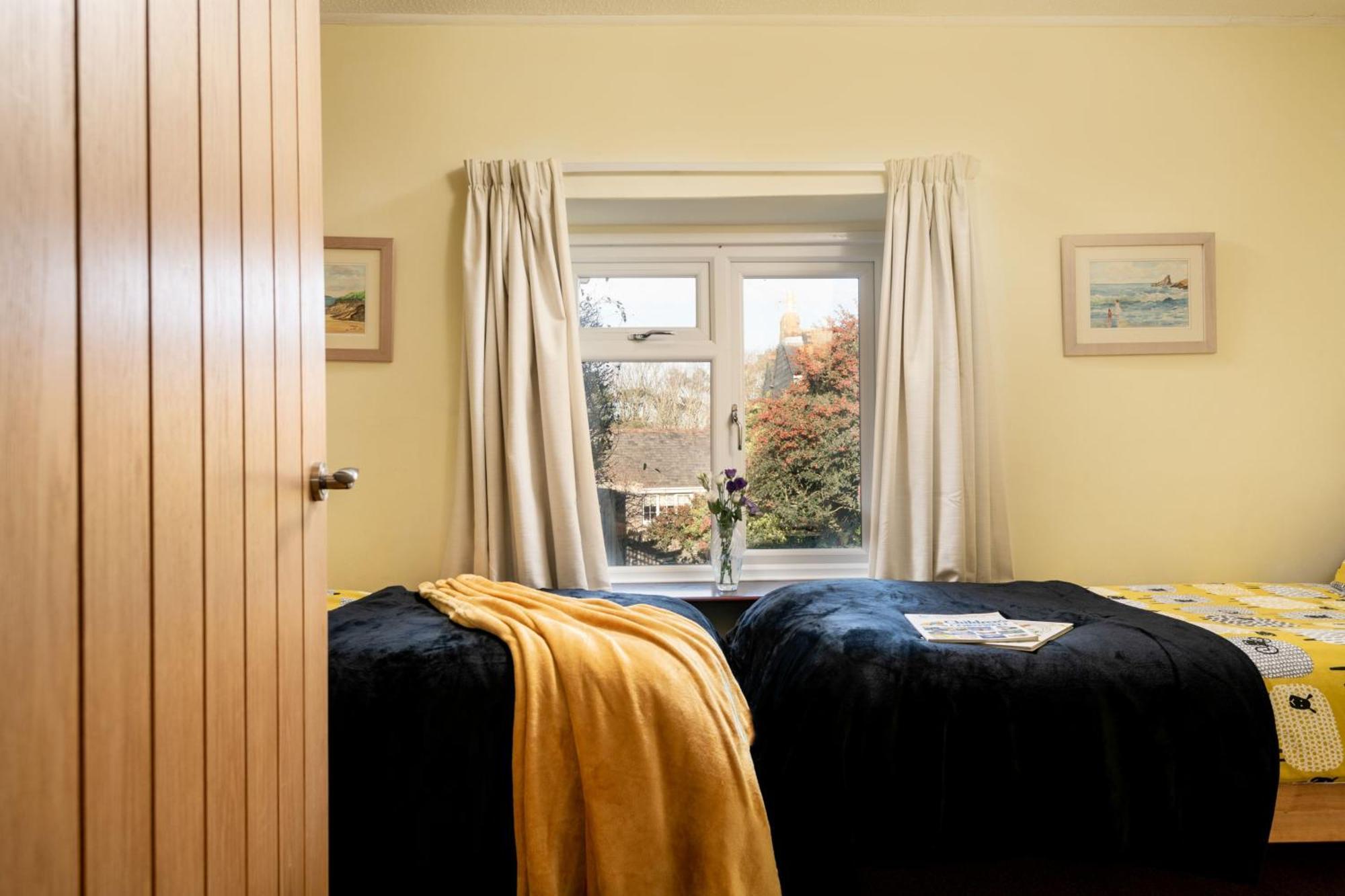 Badgers Way - With Hot Tub Holiday home *