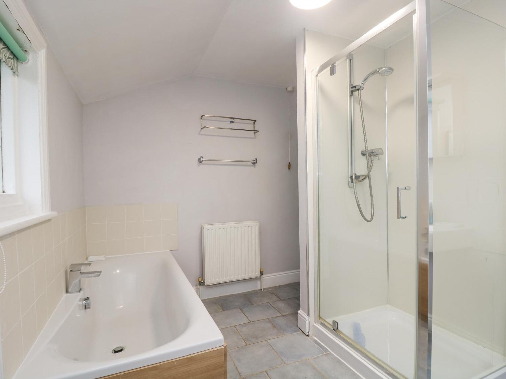 Holiday home Trenouth