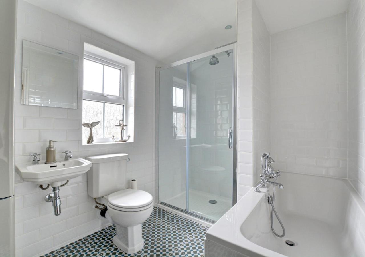 Samphire House