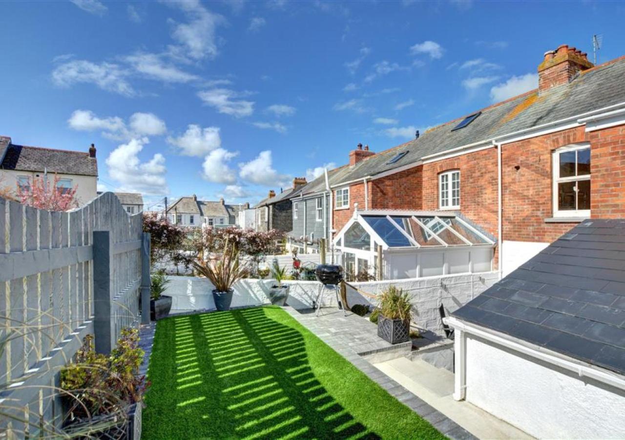 Samphire House Holiday home