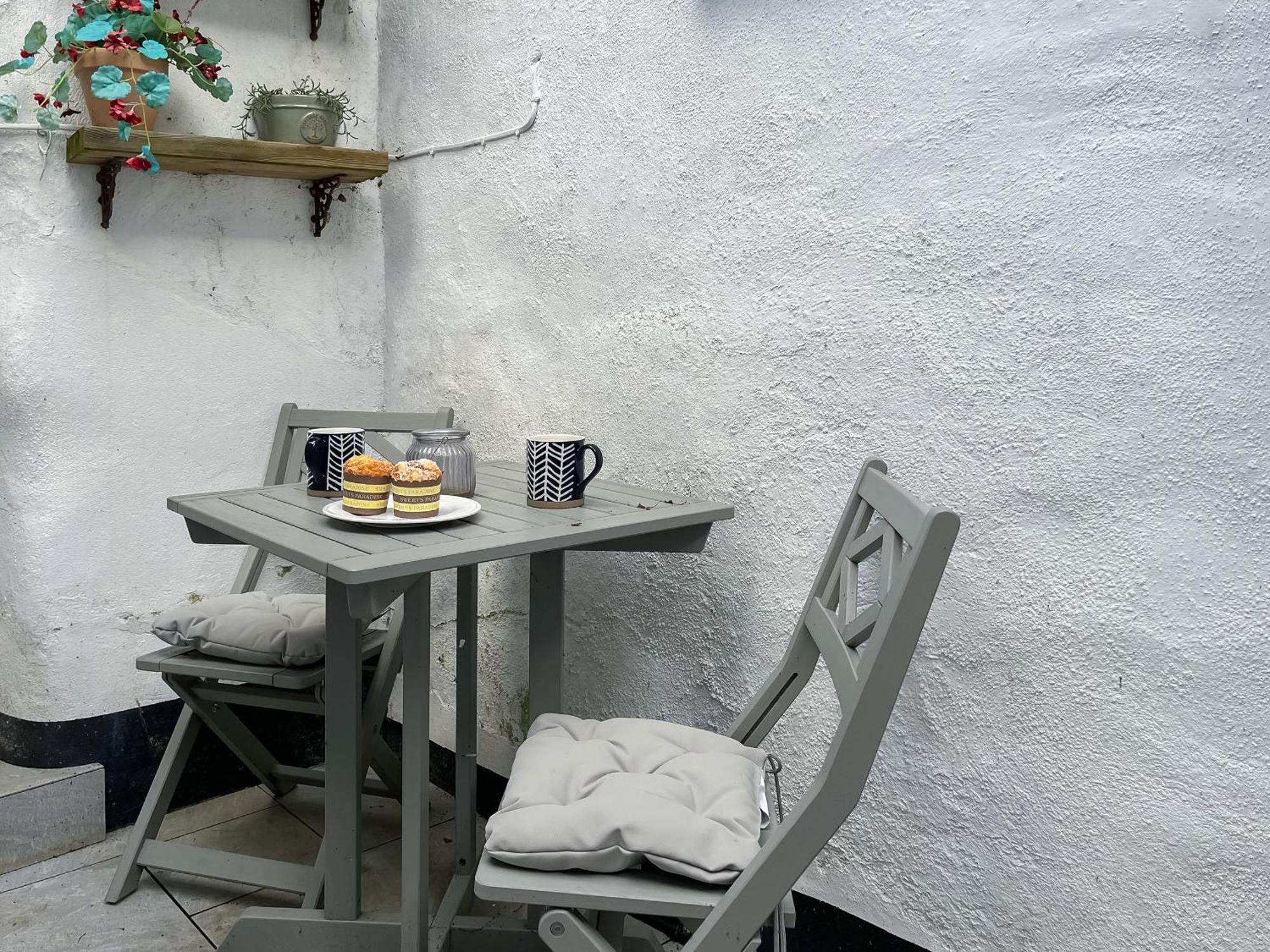 Holiday home Stones Throw Padstow