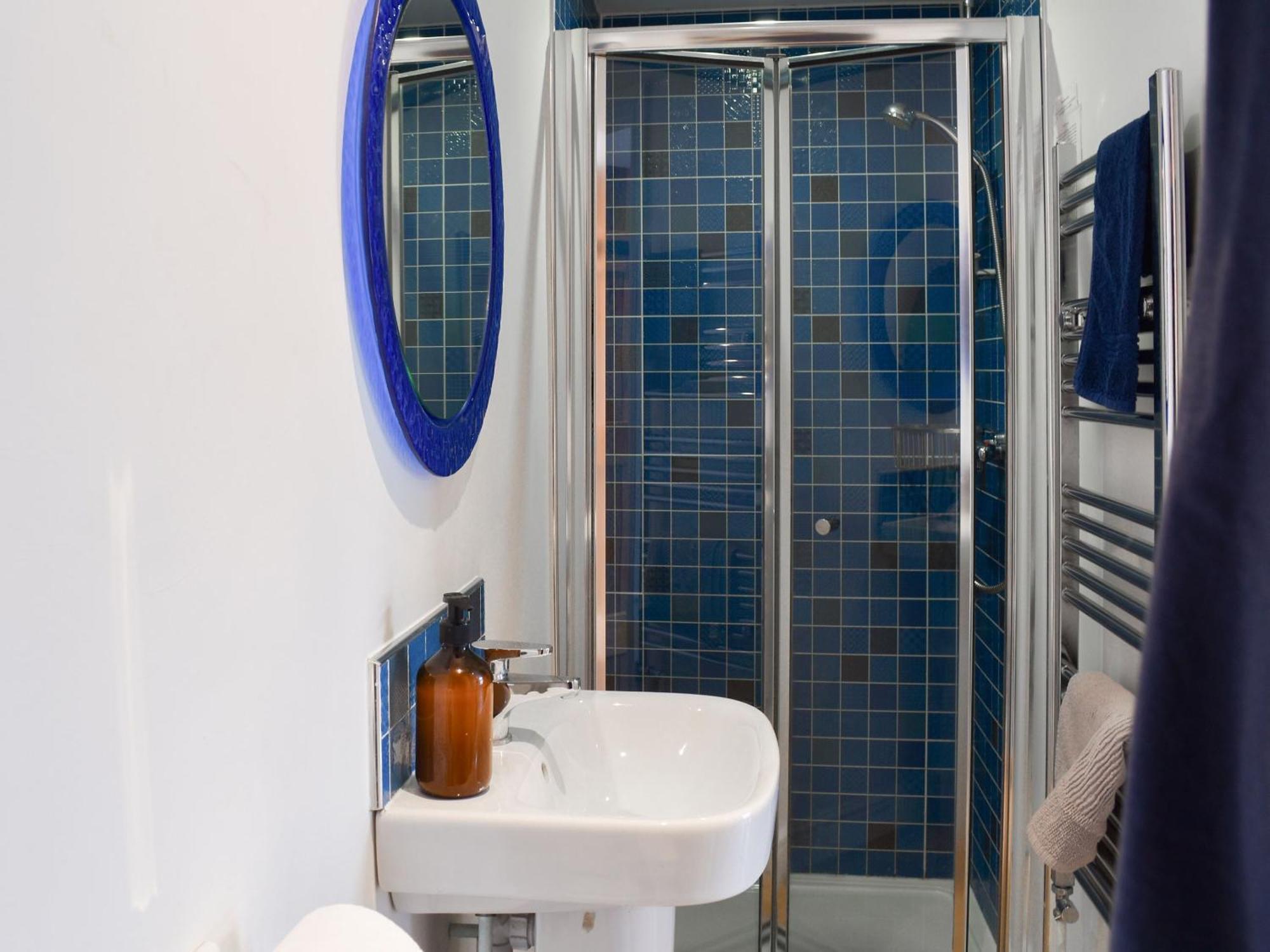 Holiday home Stones Throw Padstow