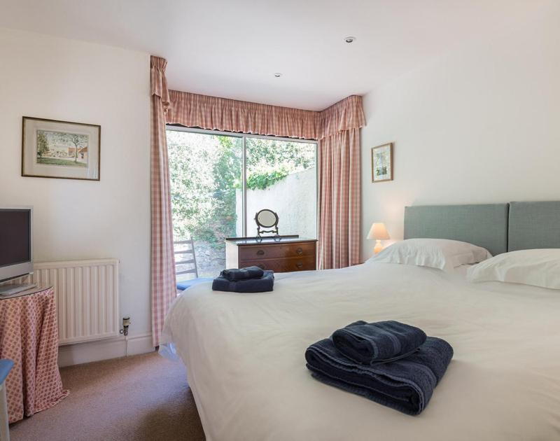 Carn Du 1 Holiday home *