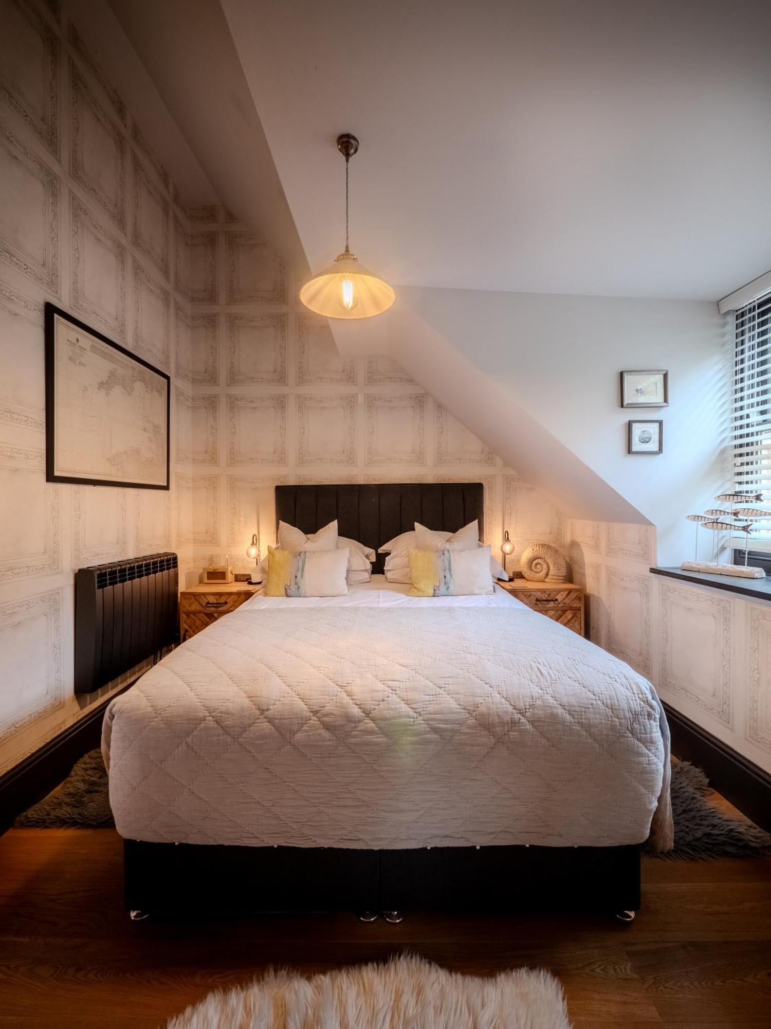 Escapes - Teyr Luxury Penthouse Apartment