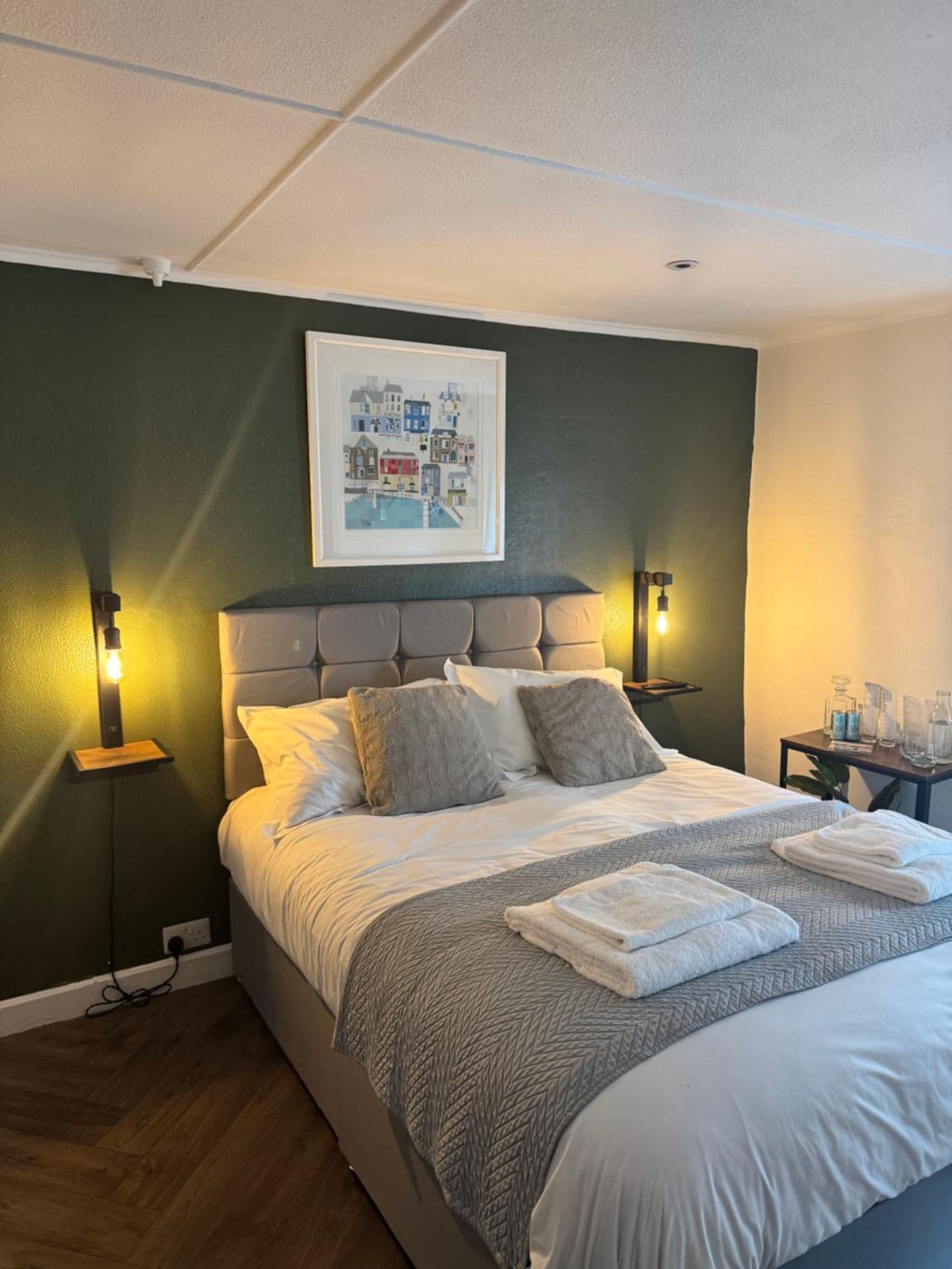 Inn The London