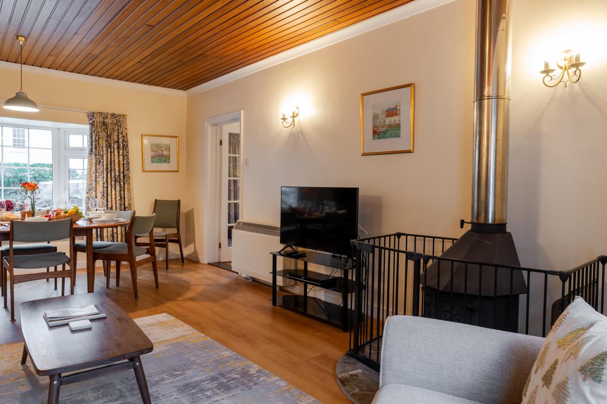 Finest Retreats - Sunny Nook *