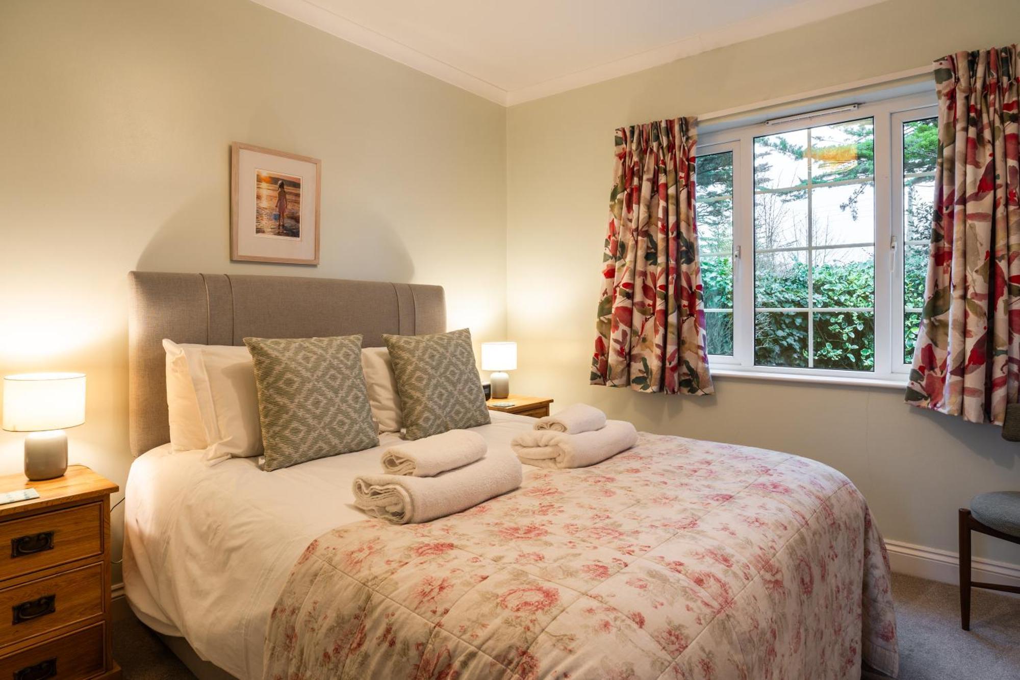 Finest Retreats - Sunny Nook * Padstow