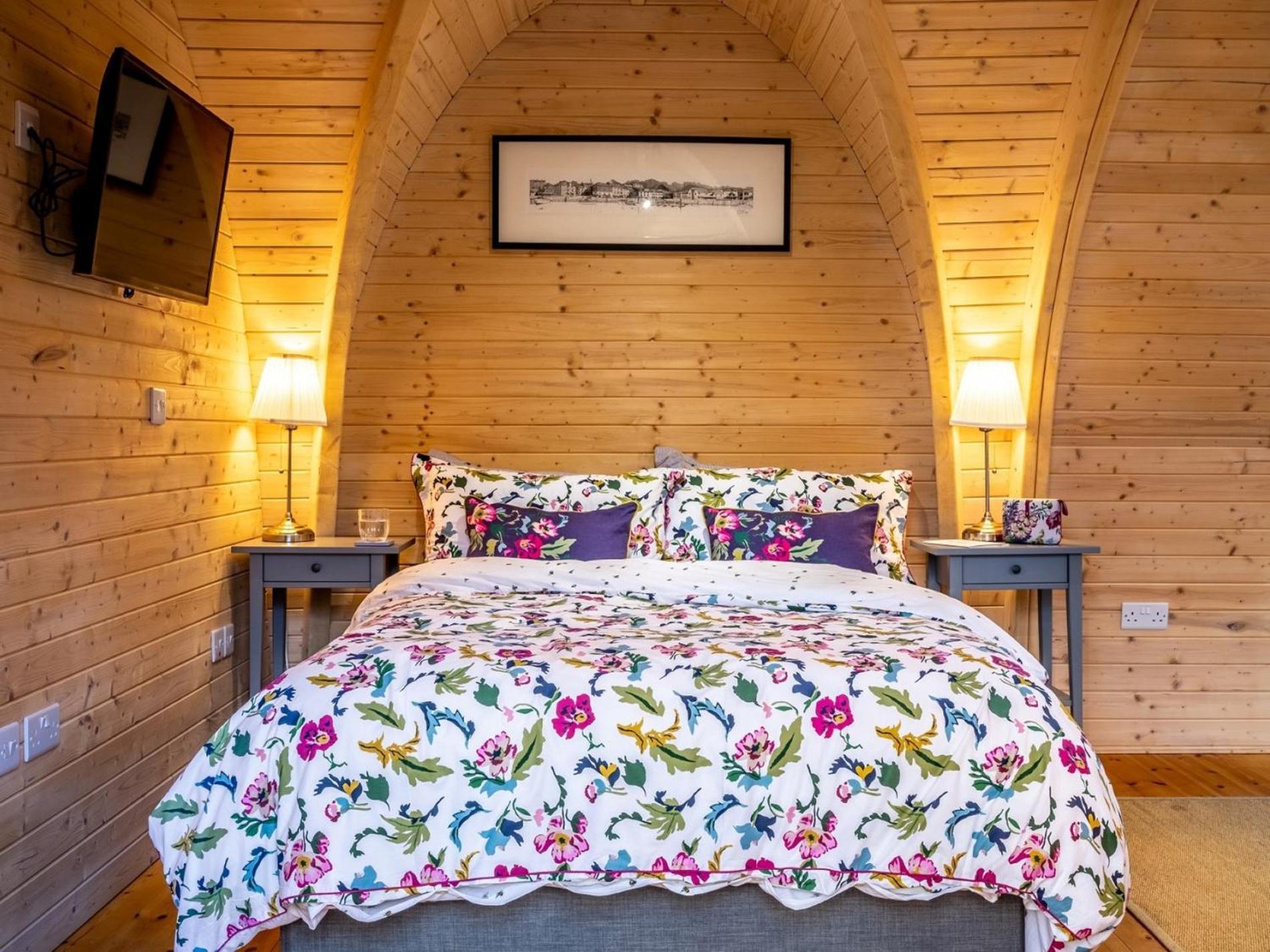 1 Bed In 77748