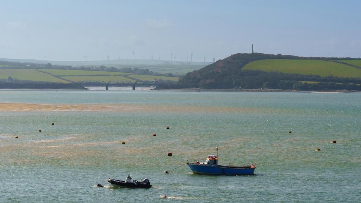 Bijou Beachfront Gem, Rock Holiday home Padstow