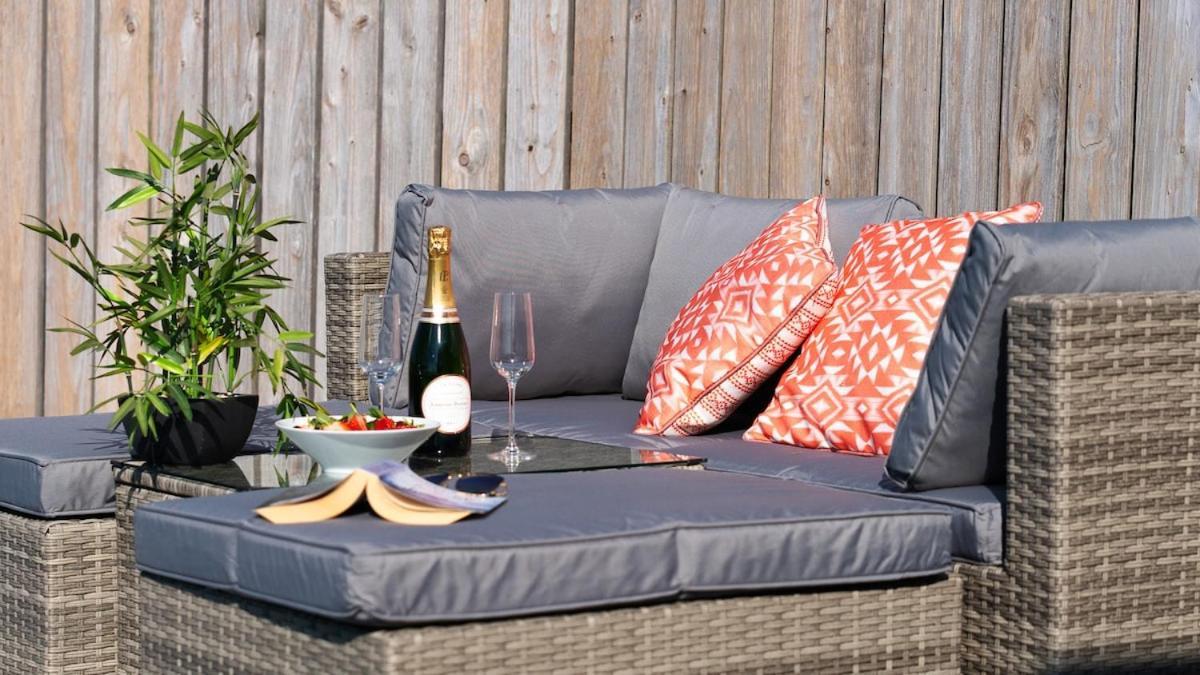 Holiday home Bijou Beachfront Gem, Rock