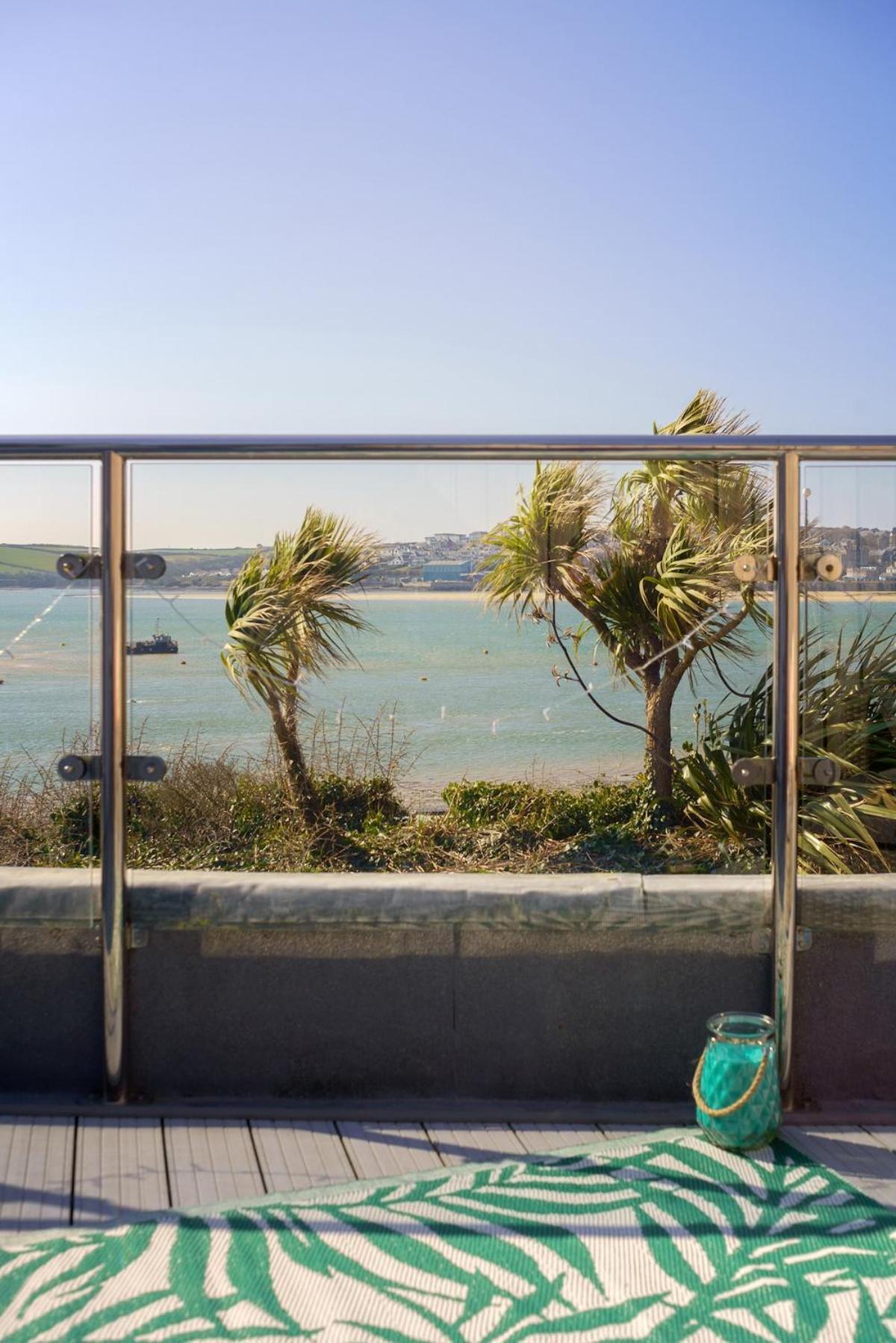 Holiday home Bijou Beachfront Gem, Rock *
