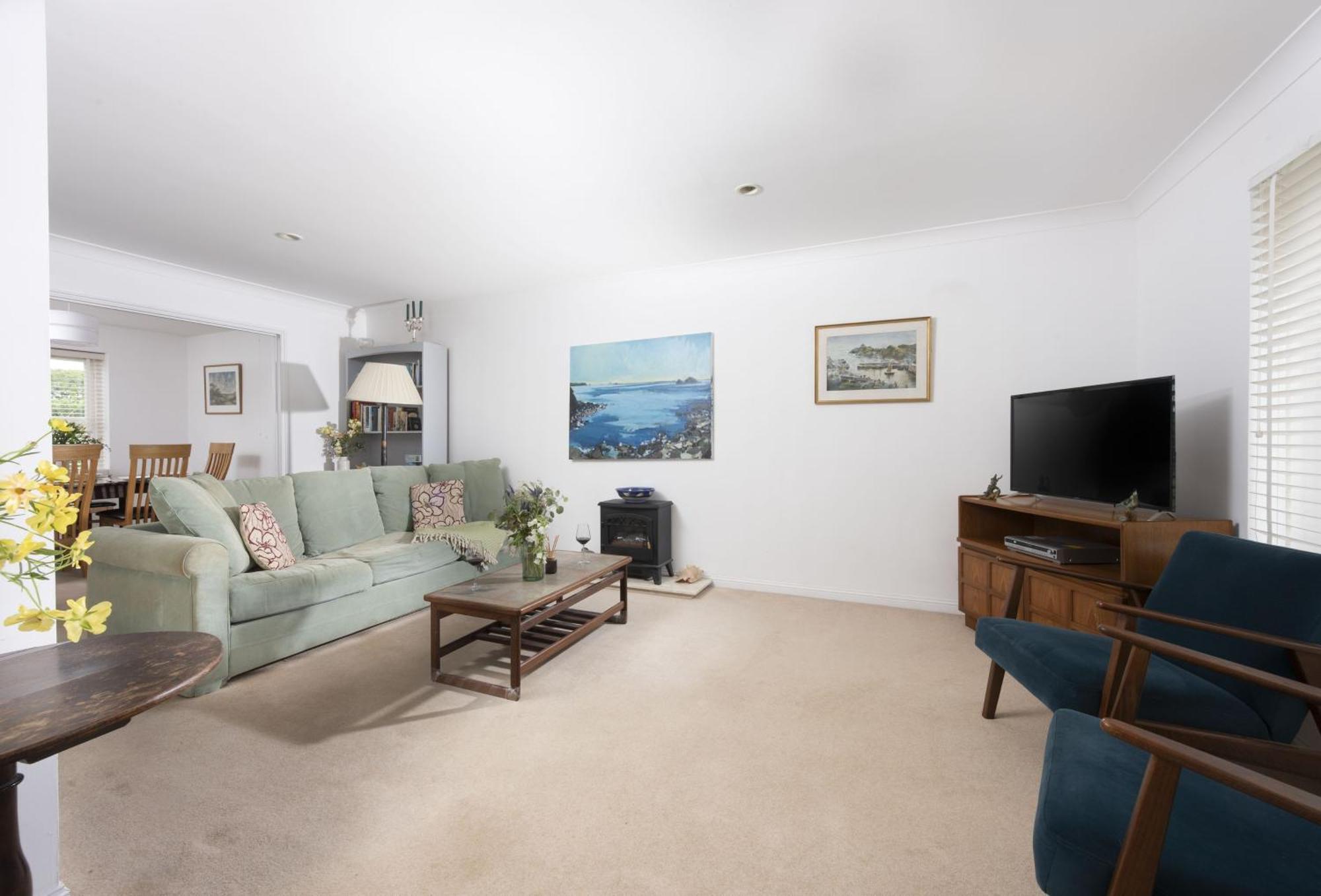 3 Menague * Padstow