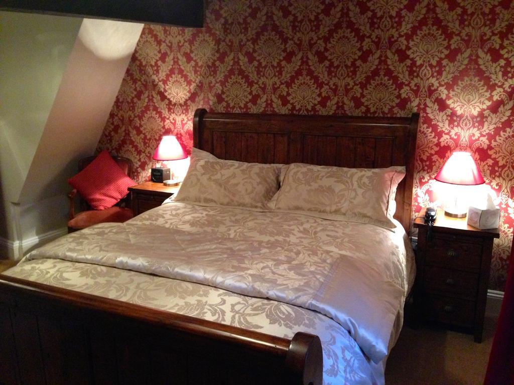 The Old Mill House Bed & Breakfast 4*