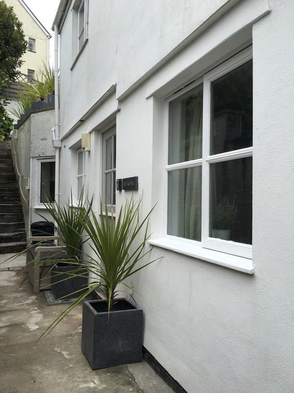 Apartment Breaks - Cottages & Padstow