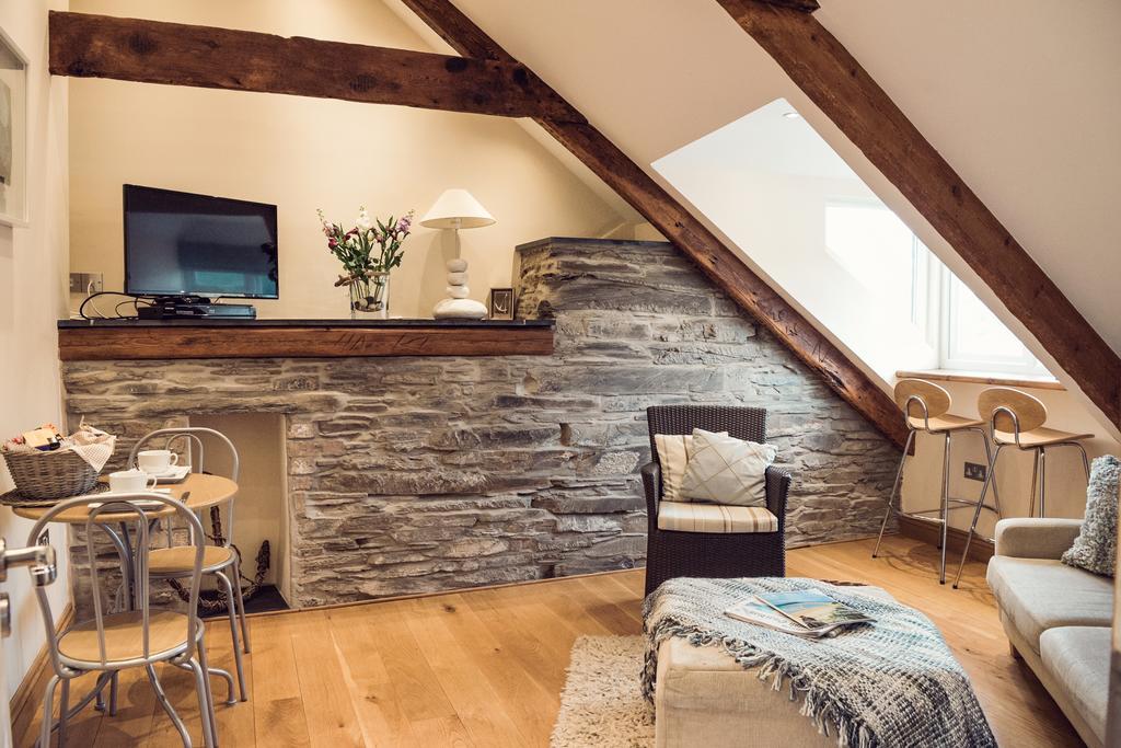 Apartment Breaks - Cottages & Padstow